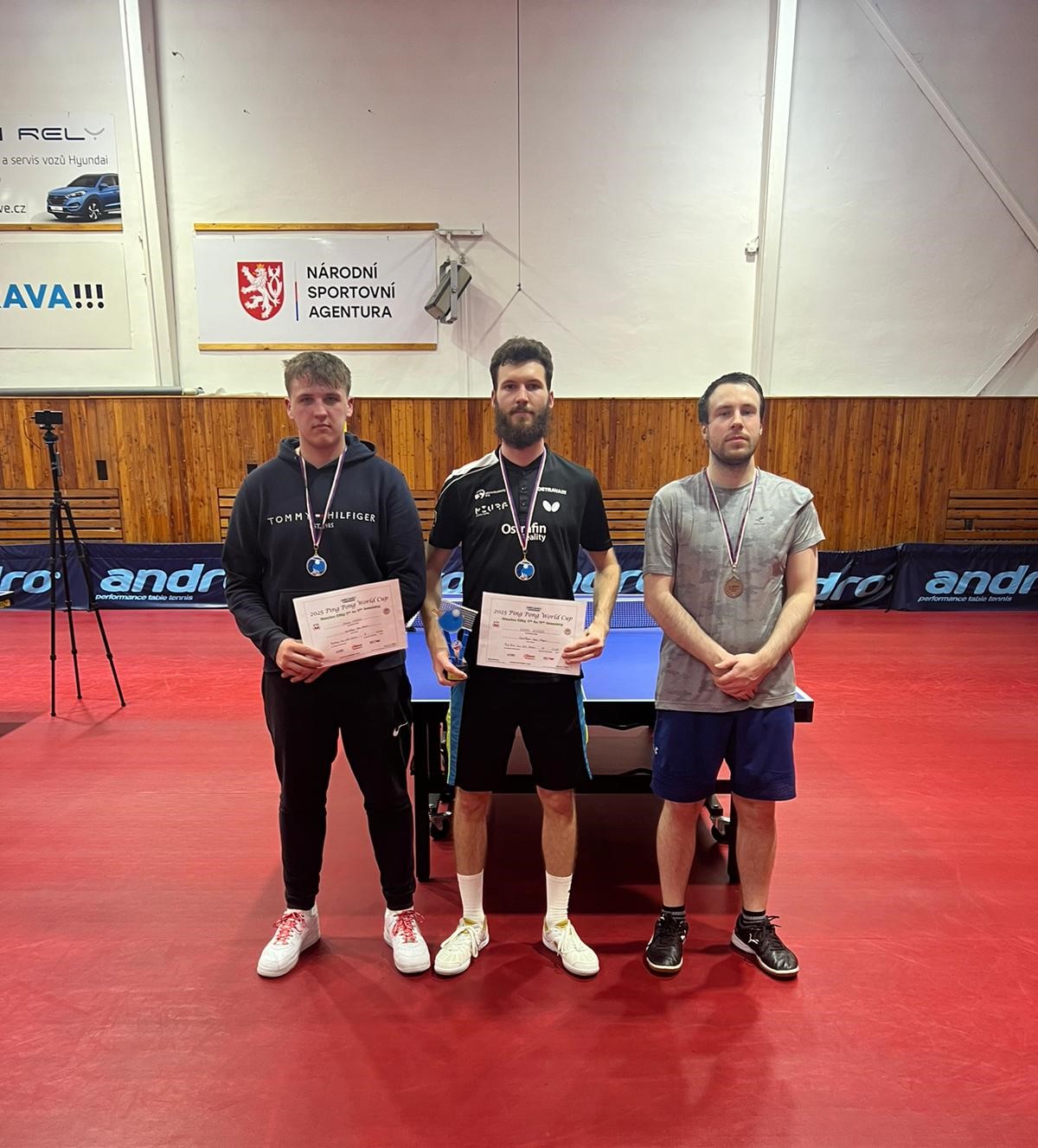 Pink Ponk Tour 2024 Ostrava Sandpaper